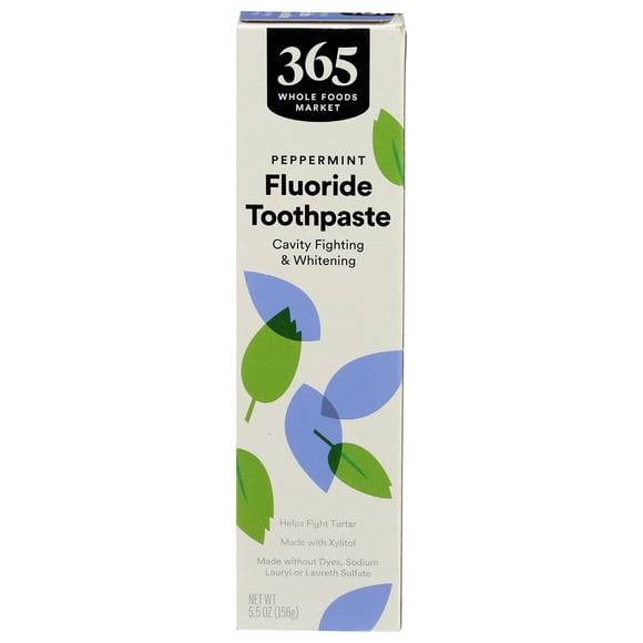 Pasta de dientes 365 de Whole Foods Market que combate las caries con flúor