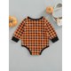 thumbnail image 2 of Mameluco De Halloween Para BebéS Con Letras A Cuadros Y Estampado De Calabaza En La Parte Inferior XBTCLXEBCO Naranja;12-18 Meses, 2 of 6