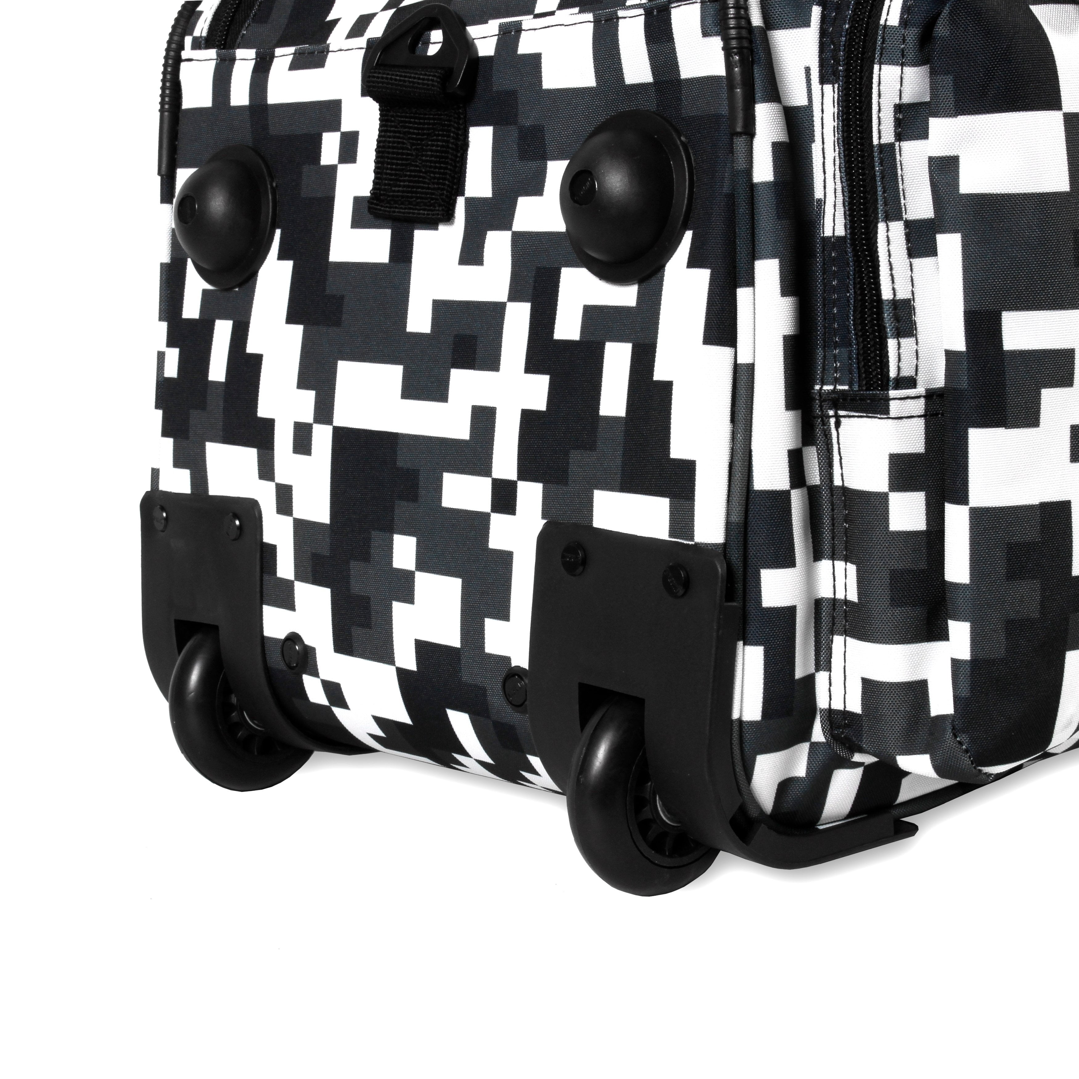 J World Duane Rolling Duffle Bag, Camo