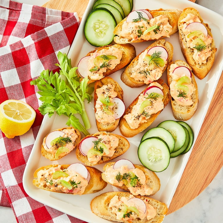 Freshness Guaranteed Spicy Crab and Shrimp Salad 14 oz in Plastic