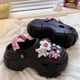 thumbnail image 5 of Kawaiijiang ~ zapatos Croc bonitos y versátiles, zapatillas de playa a la moda para mujer, novedad de verano 2023, zapatillas de playa con suela gruesa y mayor sensación de pisar, 5 of 5