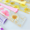 thumbnail image 4 of Marcapáginas con pegamento que cae creativo de rosa roja, marcapáginas con pegamento que cae flores secas, marcapáginas Nomeolvides, nuevo regalo para el día de la madre, 4 of 4