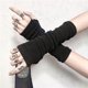 thumbnail image 5 of Guantes de Anime para Cosplay Darkly Ninja, manopla de manga larga para hombre y mujer, bloqueador solar a la moda, puños que mantienen el calor, calentadores de brazo sin dedos Lolita, 5 of 5
