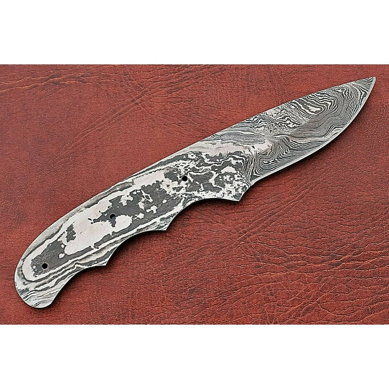 Yazoo Knives Handmade Damascus Buck Hunting Knife with Leather