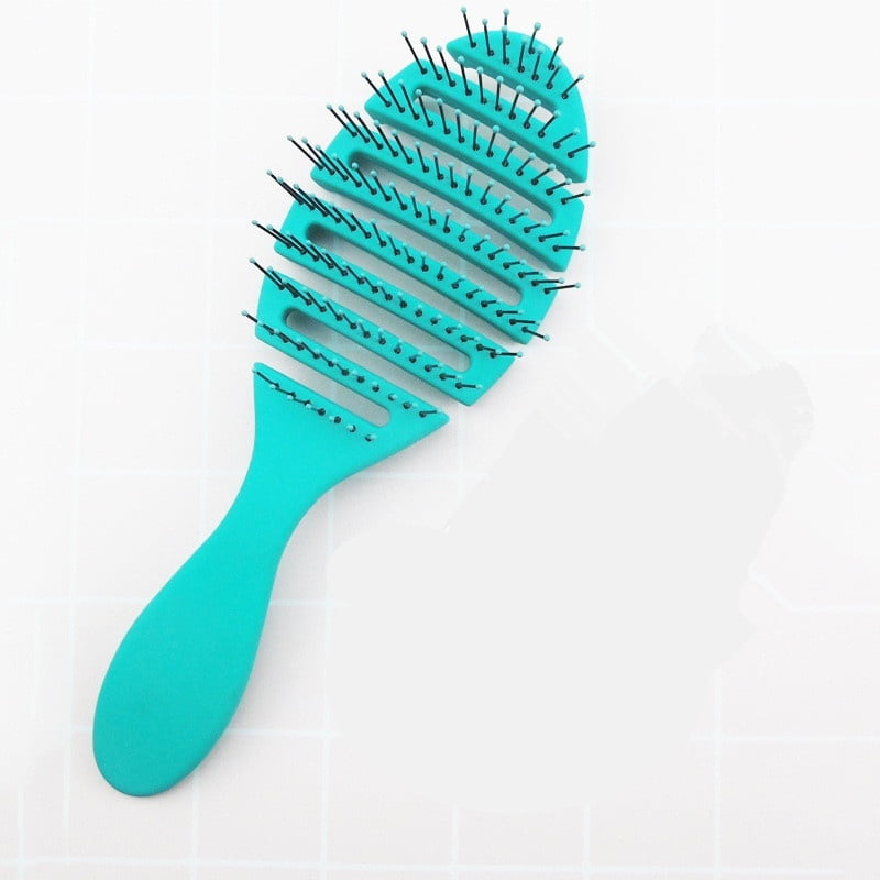 Curved hair brush