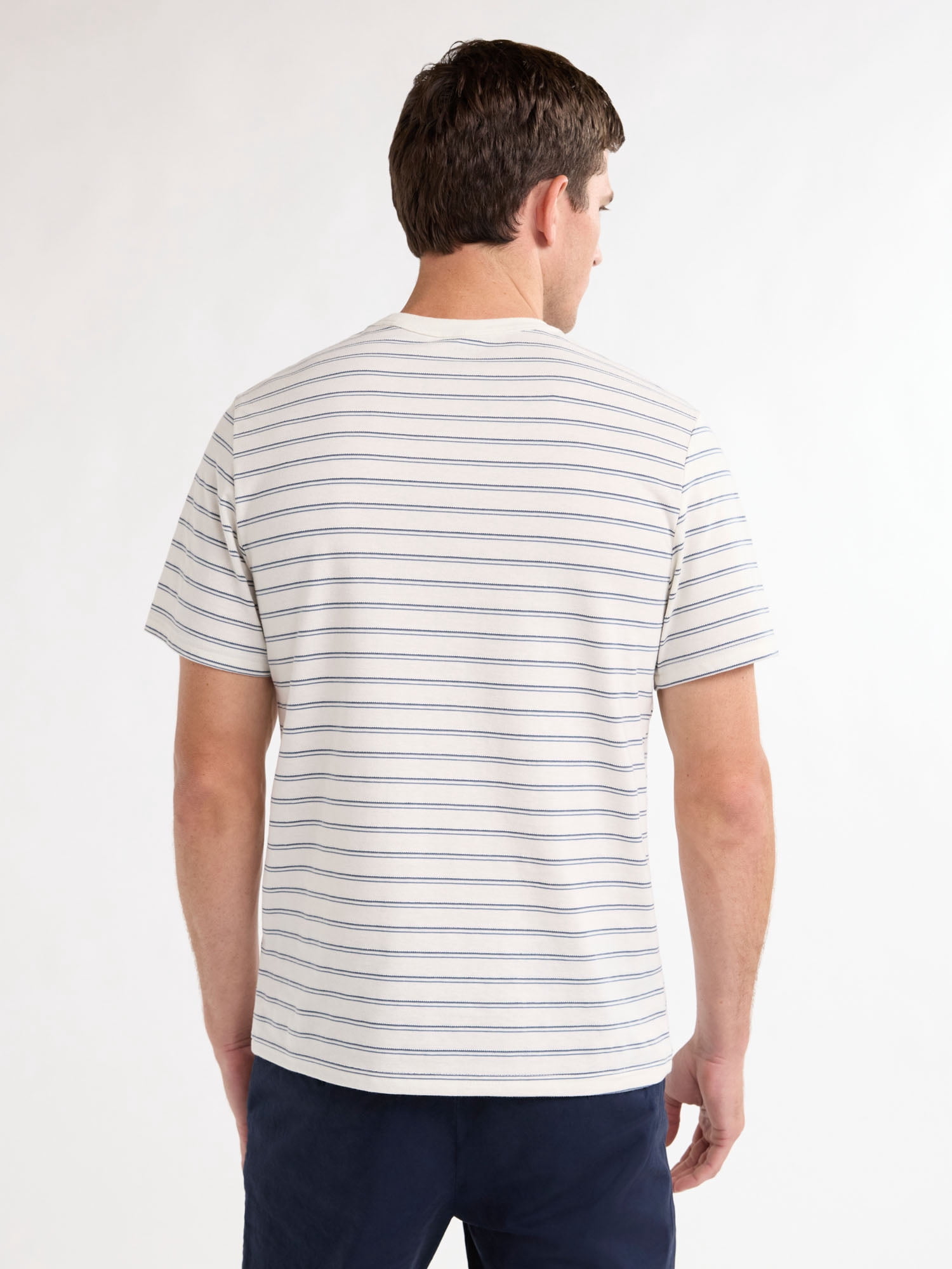 Free Assembly Men's Jacquard Stripe Pocket Tee with Short Sleeves, Sizes S-3XL