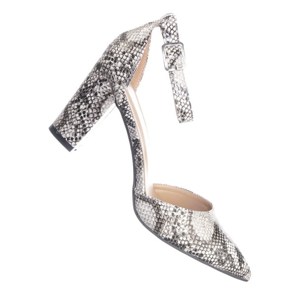 pointed toe chunky heel pump
