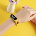 thumbnail image 1 of Reloj deportivo para niños Reloj de dibujos animados Pulsera al aire libre Reloj electrónico resistente al agua, 1 of 3
