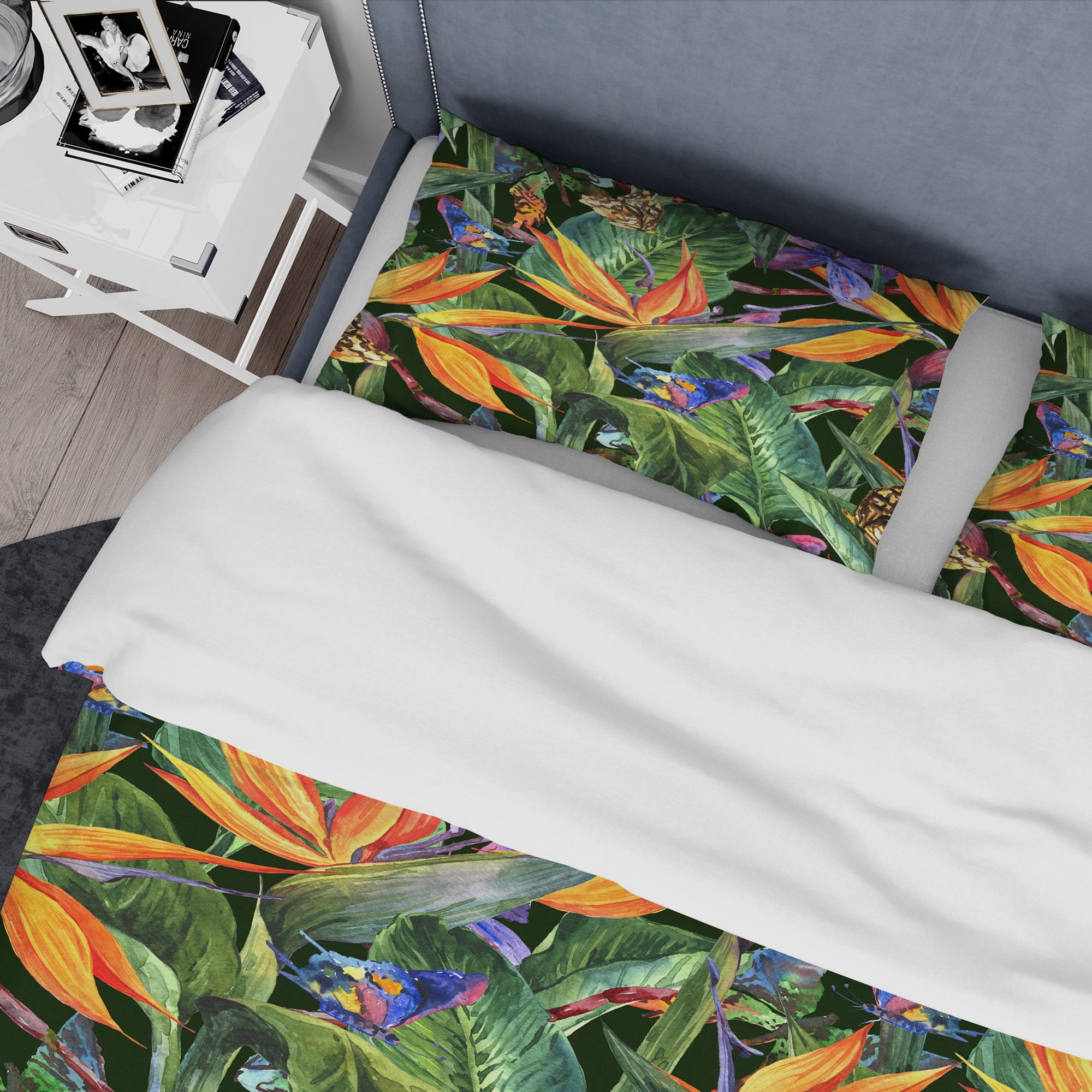 Designart 'Tropical Pattern with Exotic Flowers' Tropical Duvet Cover Set