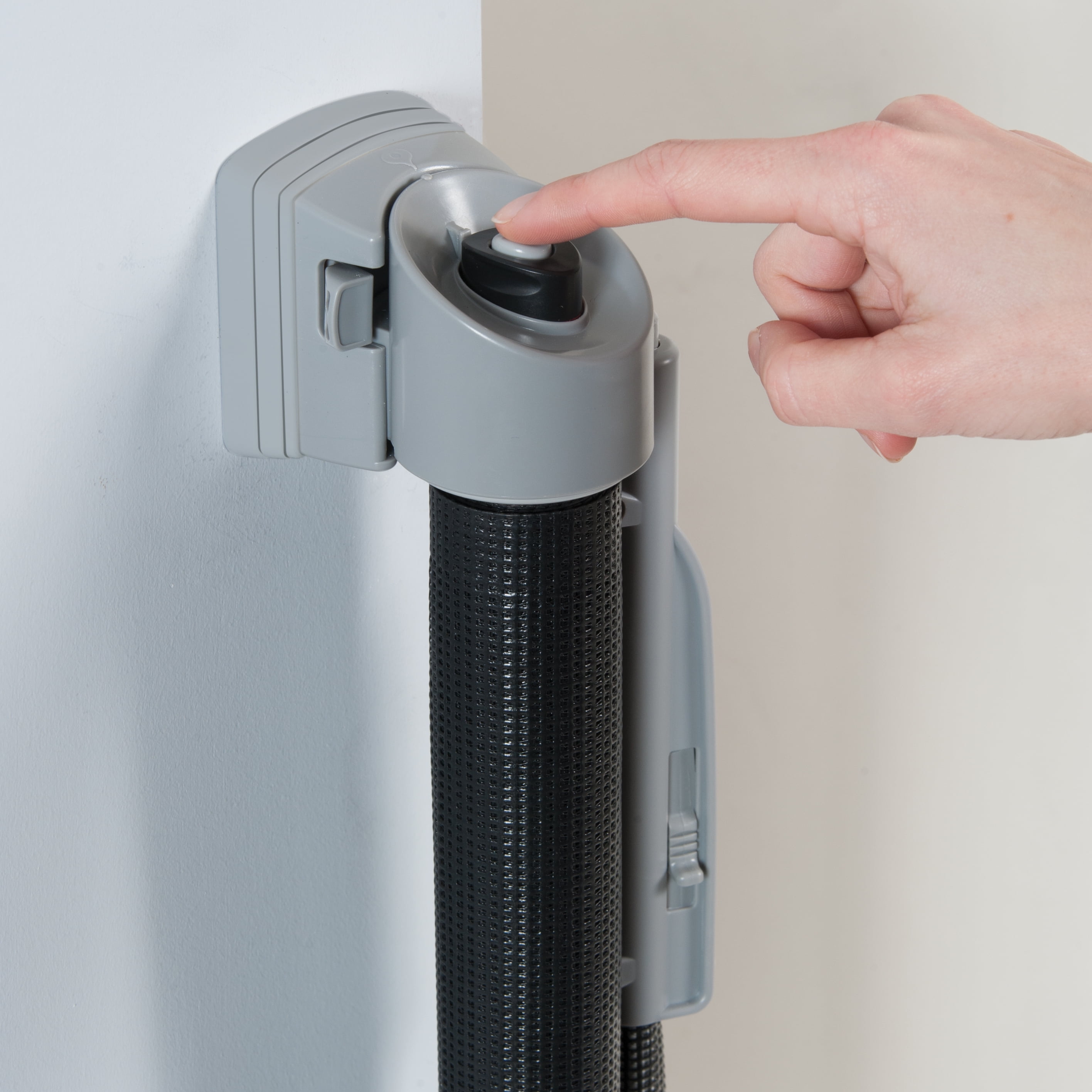 kidco retractable safeway gate
