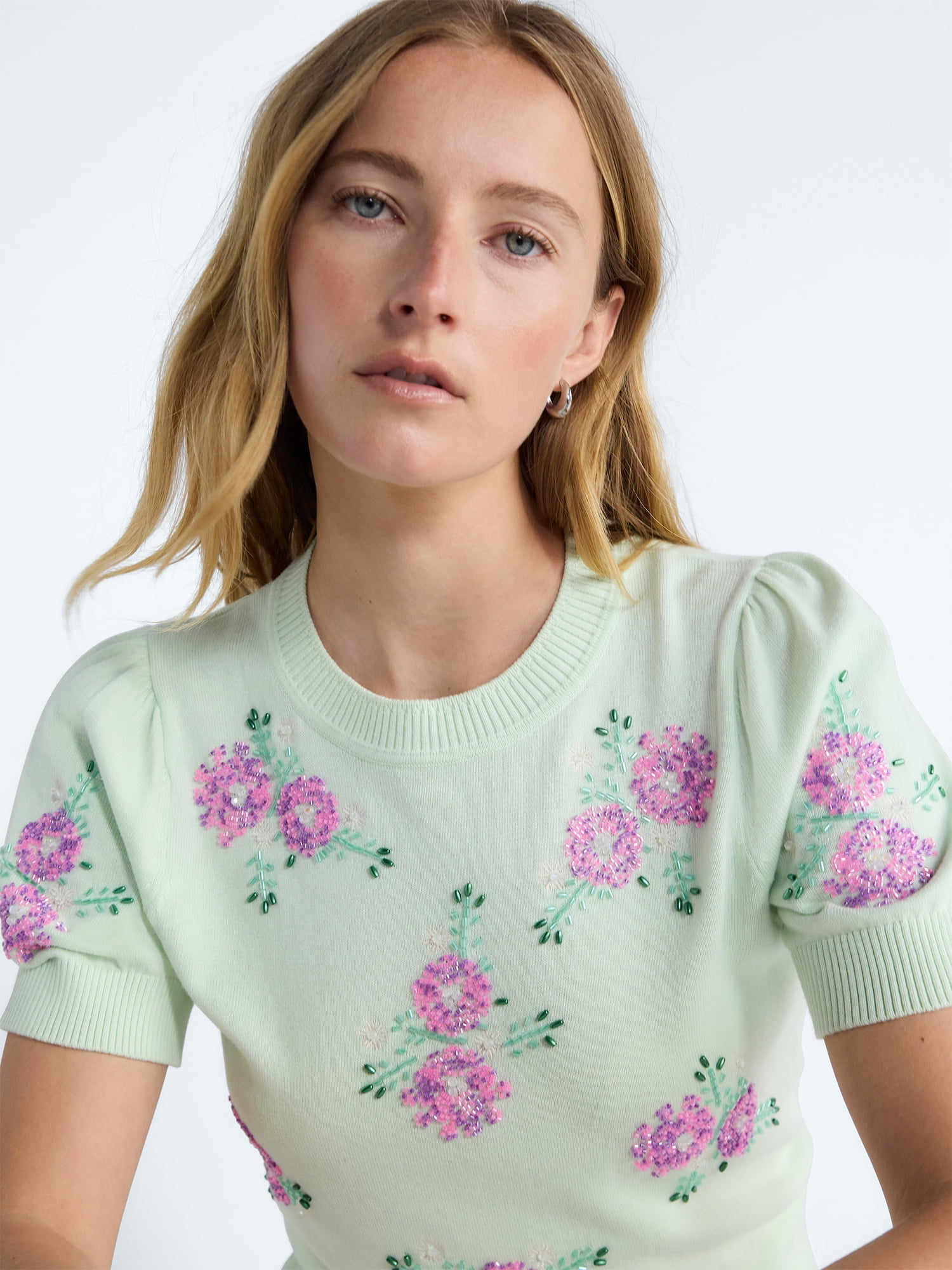 Free Assembly Women's and Women's Plus Beaded Floral Sweater with Puff Sleeves, Lightweight, Sizes XS-4X