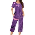 thumbnail image 1 of Jamicy Pyjamas d'Halloween pour Femmes Ensemble de Pyjama Capri Décontracté Imprimé Col Rond Boutonné Pyjamas d'Halloween, 1 of 5