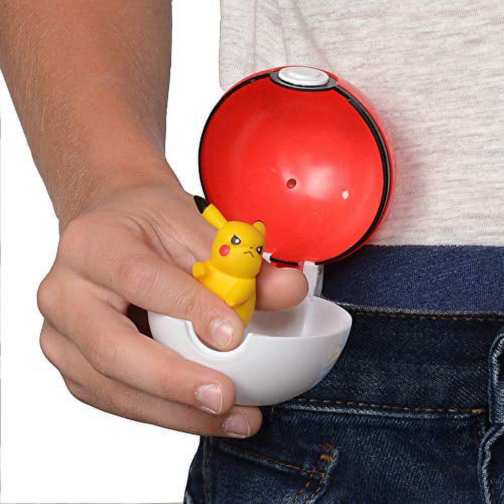 Pokemon Clip ‘N’ Go Pikachu and Poke Ball - Includes 2 inch Battle Figure and Poke Ball Accessory
