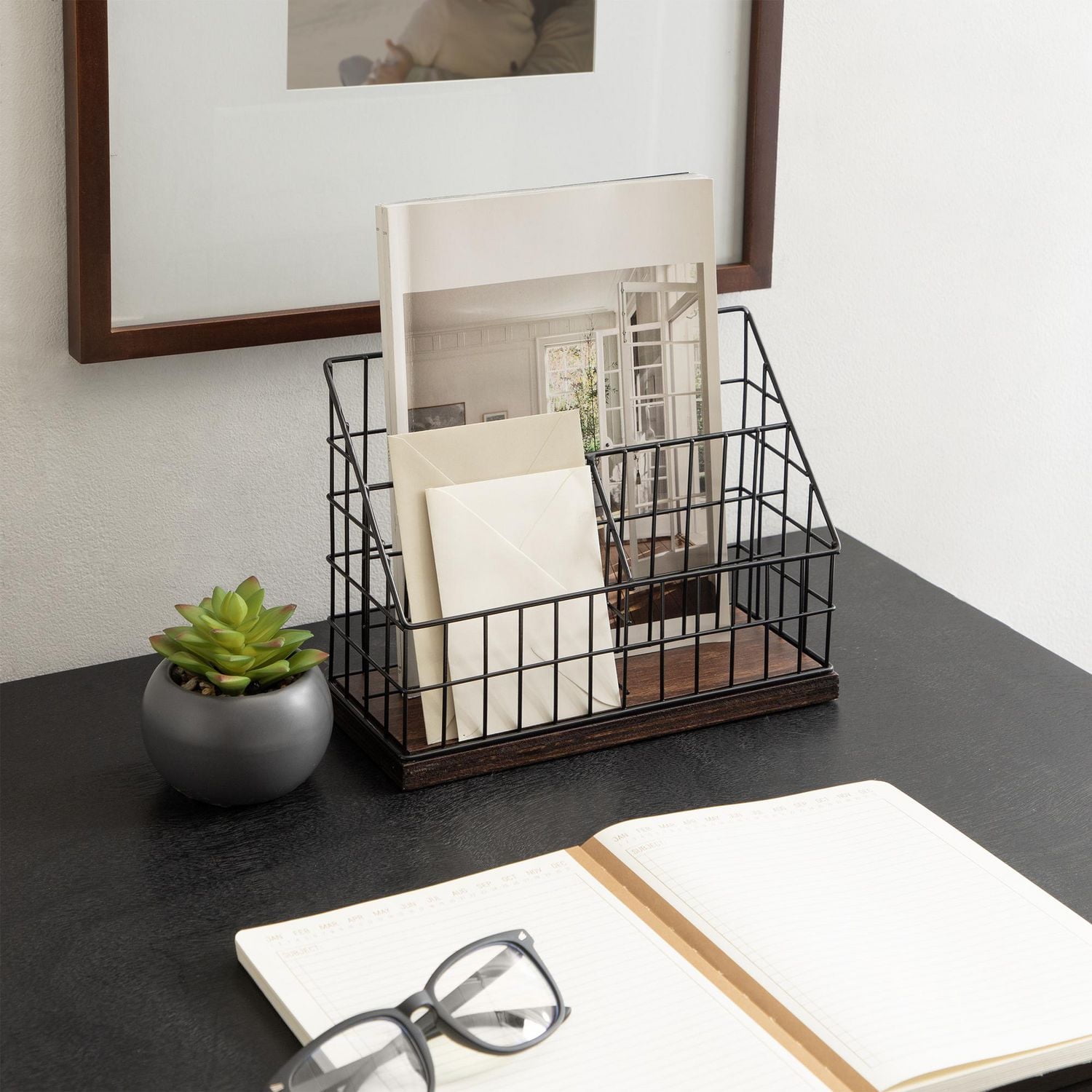 Plante grasse artificielle Kelvin dans un pot gris de hometrends