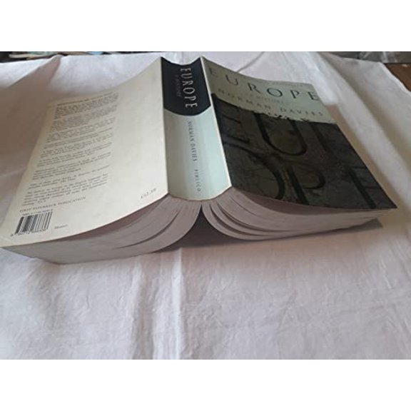 Pre-Owned Europe: A History (Paperback) 0712666338 9780712666336