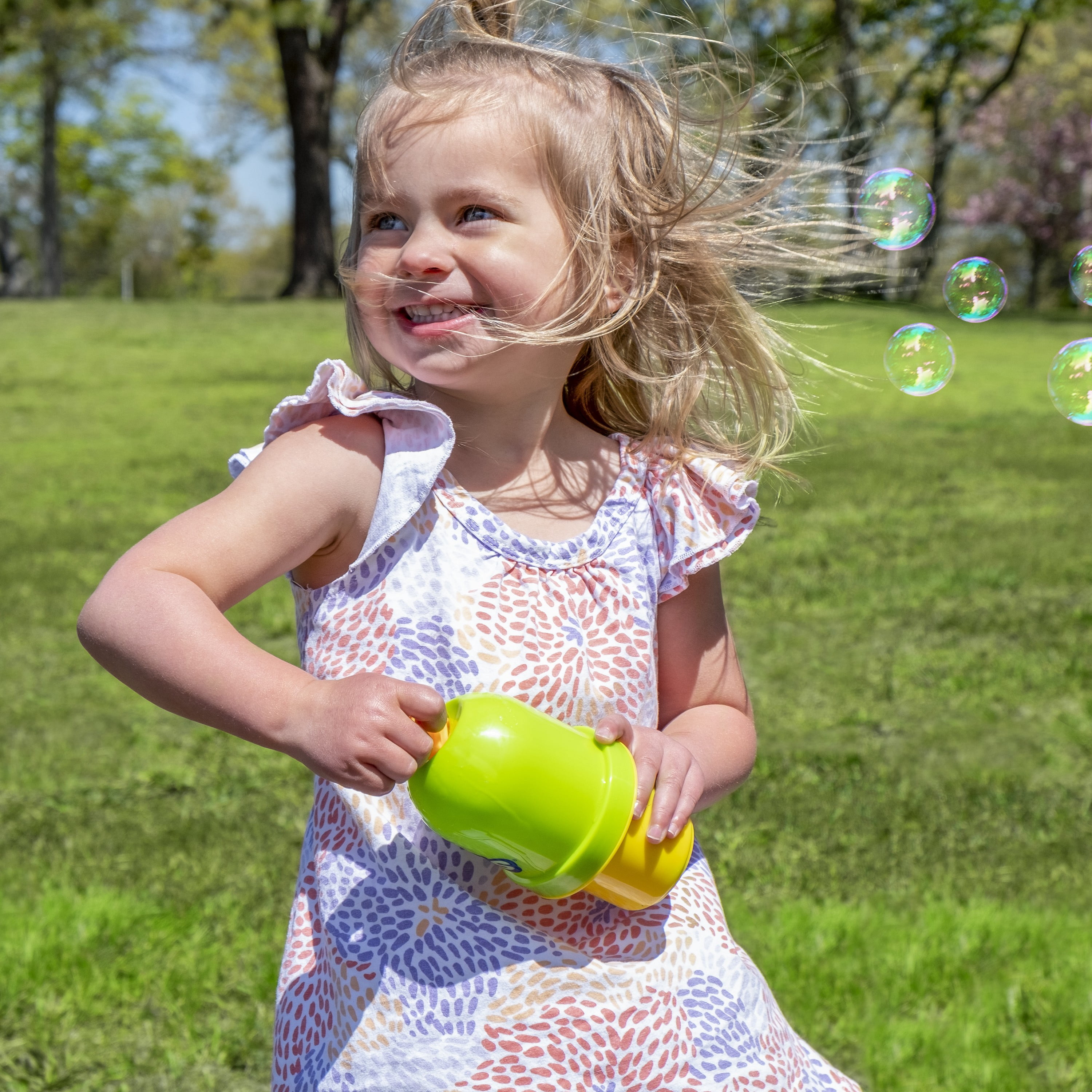 Little Kids Inc. Fubbles No-Spill Bubble Tumbler. Ages 3 & up