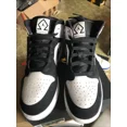 thumbnail image 3 of Ni - ke Ni - ke Air Jordan 1 Mid SE Diamond GS Size 6.5Y White Black DN4321 100 Rare, 3 of 4