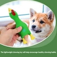 thumbnail image 2 of Juguete interactivo para masticar con forma de pollo de látex para perros, resistente a las mordeduras y con sonido., 2 of 7