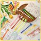 thumbnail image 4 of Set de regalo Spakon 36 bolígrafos divertidos con dibujos animados inspiradores con tarjetas, 4 of 7