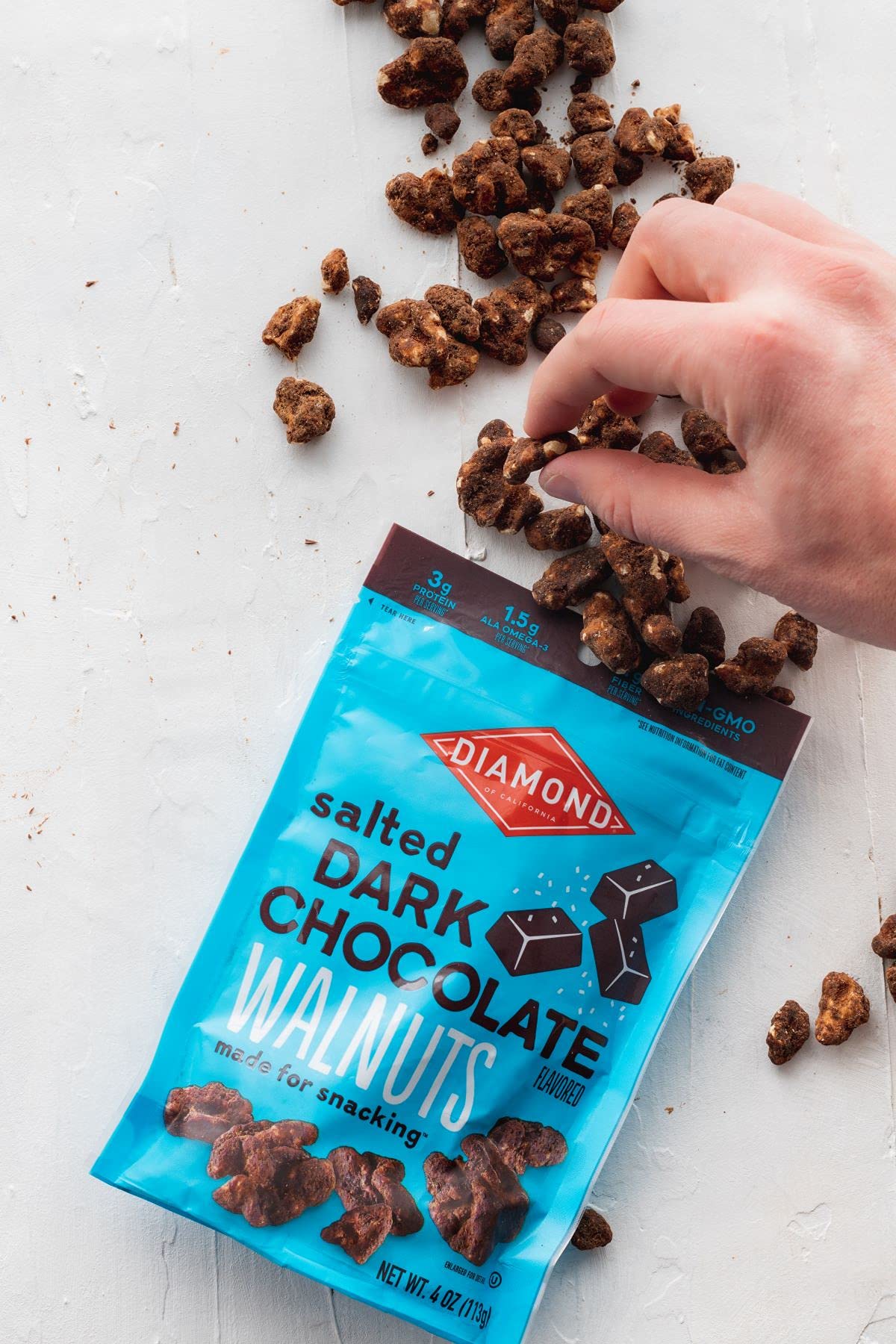 Diamond, Salted Dark Chocolate Walnuts, Crunchy, 4 oz Shelf Stable Plastic Pouch