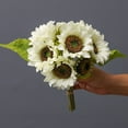 thumbnail image 1 of Ingenuity Simulación de flores Girasol Nuevo paquete de 9 cabezas Girasol Flor falsa Novia Fotografía de boda Paquete de flores de simulación de mano, 1 of 6
