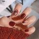 thumbnail image 1 of Cuadrado rojo prensado en las uñas copo de nieve brillante uñas postizas acrílicas cubiertas completas cortas compatibles con mujeres y niñas compatible con Navidad F Afortunado Sencillez, 1 of 5