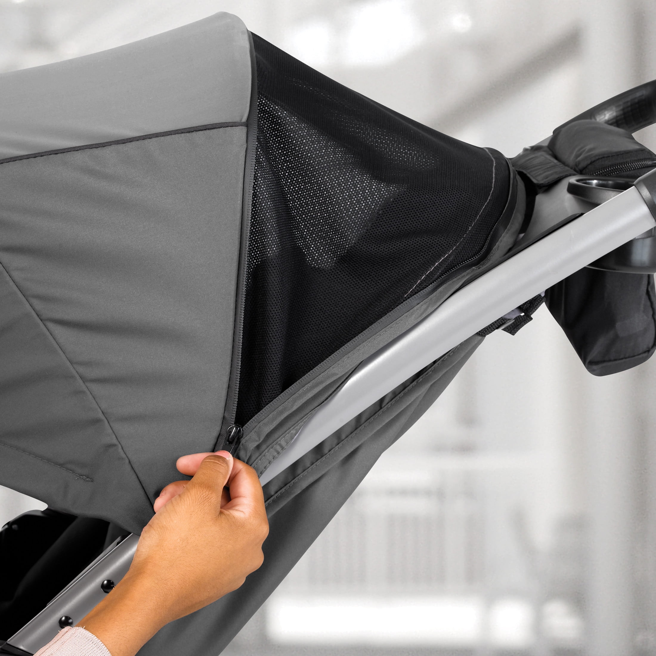 Chicco Mini Bravo Plus Lightweight Stroller - Storm (Black), New