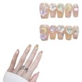 thumbnail image 1 of Prensa más corta en uñas, arte de uñas de ataúd mediano con diseño de lujo 3D, uñas postizas reutilizables, 10 piezas con kit de uñas relacionado, 4 tamaños, 1 of 5