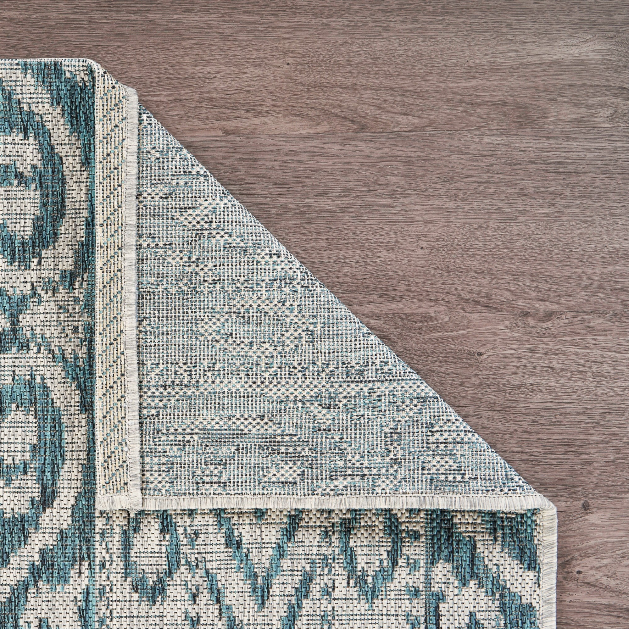 Laddha Home Designs 1.75' x 3' Entwined Geometric Indoor Outdoor Area Throw Rug - Blue and Gray