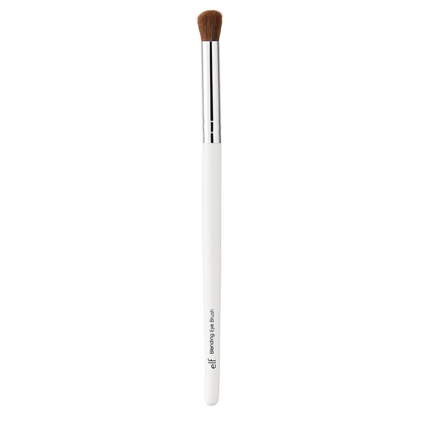 Brocha e.l.f. para difuminar ojos suaviza bordes dramáticos y líneas finas e.l.f. Cosmetics e.l.f.