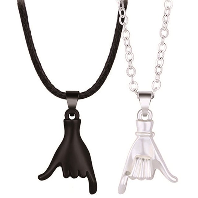 Collier de couple Saint Valentin main : 2 Pcs Collier de pendentif Collier simple assorti