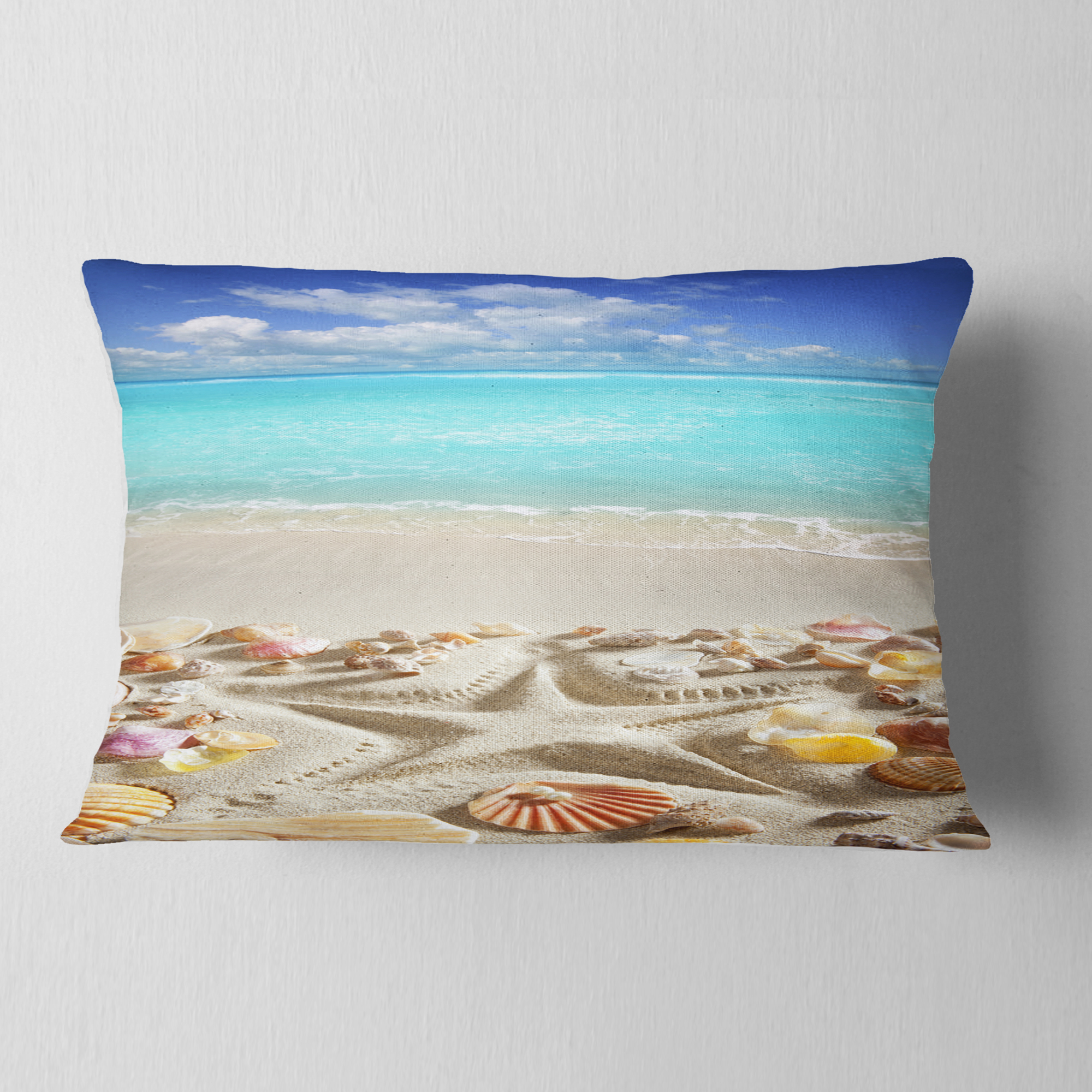 Designart Caribbean Sea Starfish - Beach and Shore Throw Pillow - 12x20