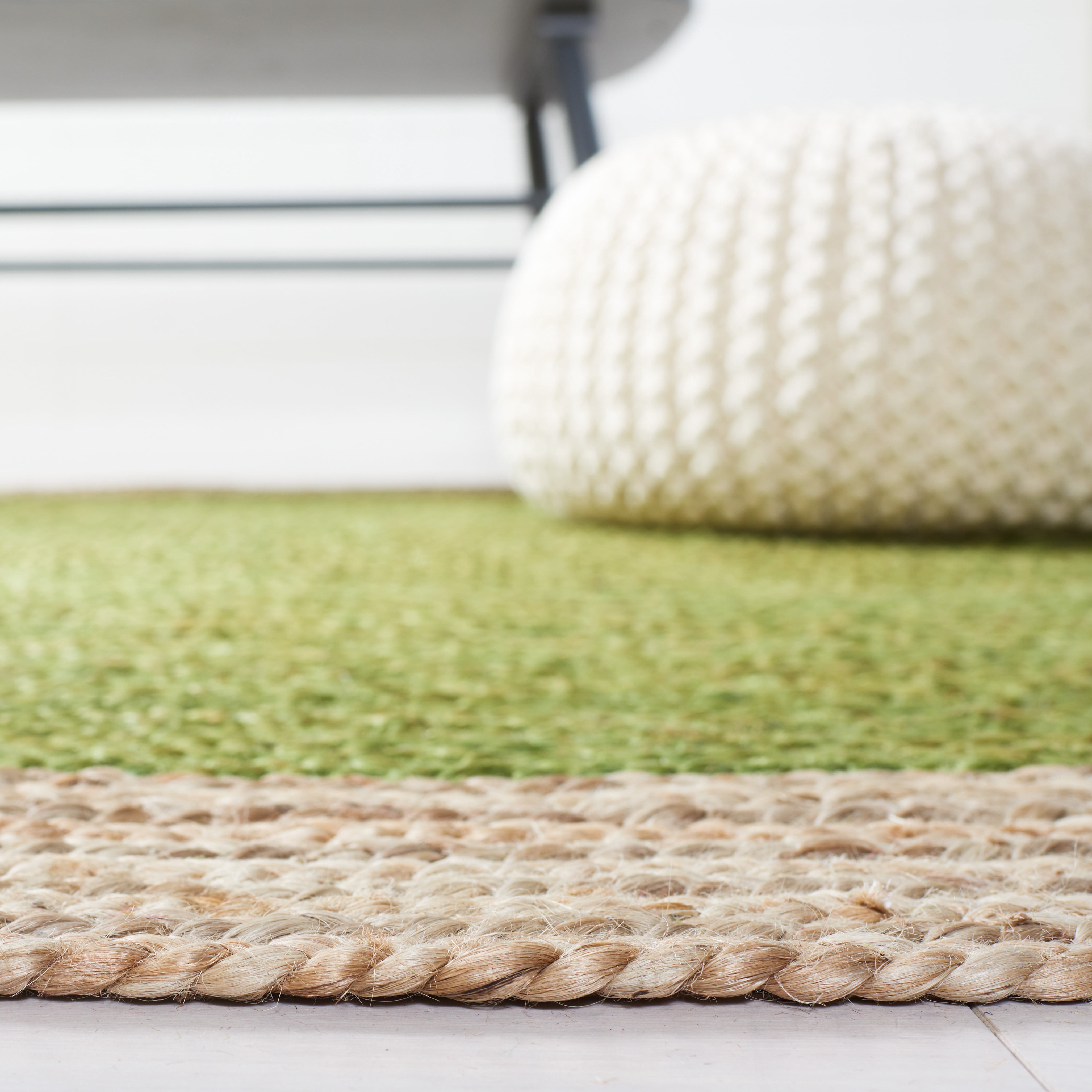 SAFAVIEH Natural Fiber Cebrail Geometric Area Rug, Green/Natural, 5' x 8' Oval