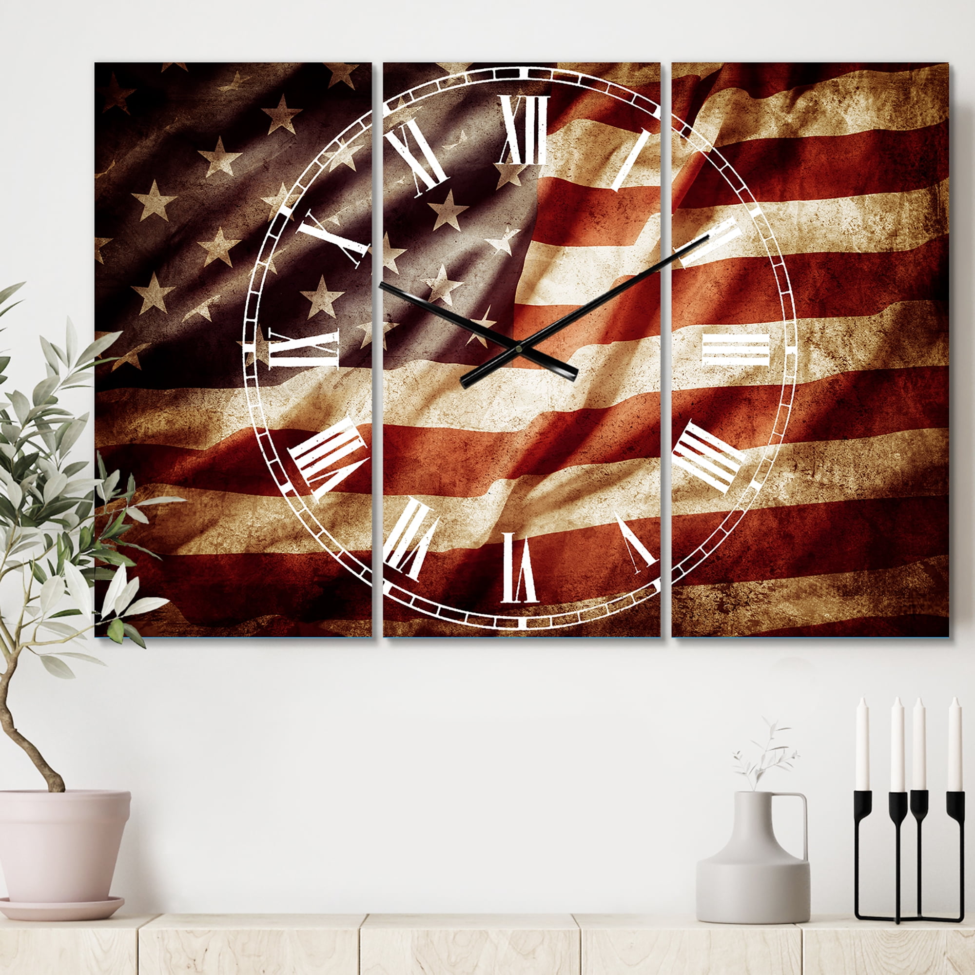 Designart 'American Flag' Traditional Wall Clock