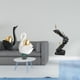 thumbnail image 2 of Figuras de cisne pensador, artesanías de resina, adorno abstracto de mesa para pareja, estatua decorativa de escalera para estantería, entrada,, 2 of 8