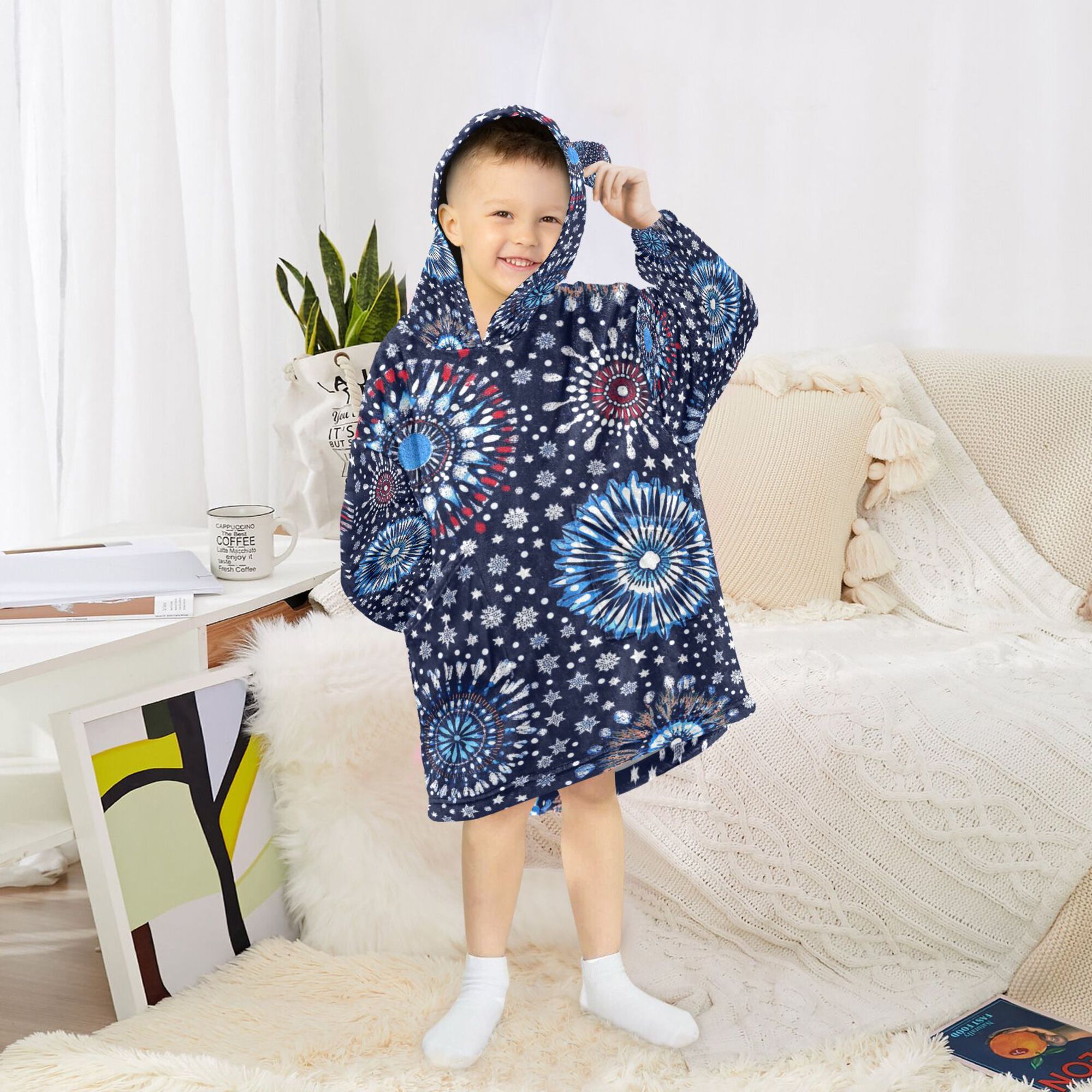 FORMRS Wearable Blanket Hoodie with Sleeves for Kids Cozy Flannel Sweatshirt, Blue Fireworks Pattern