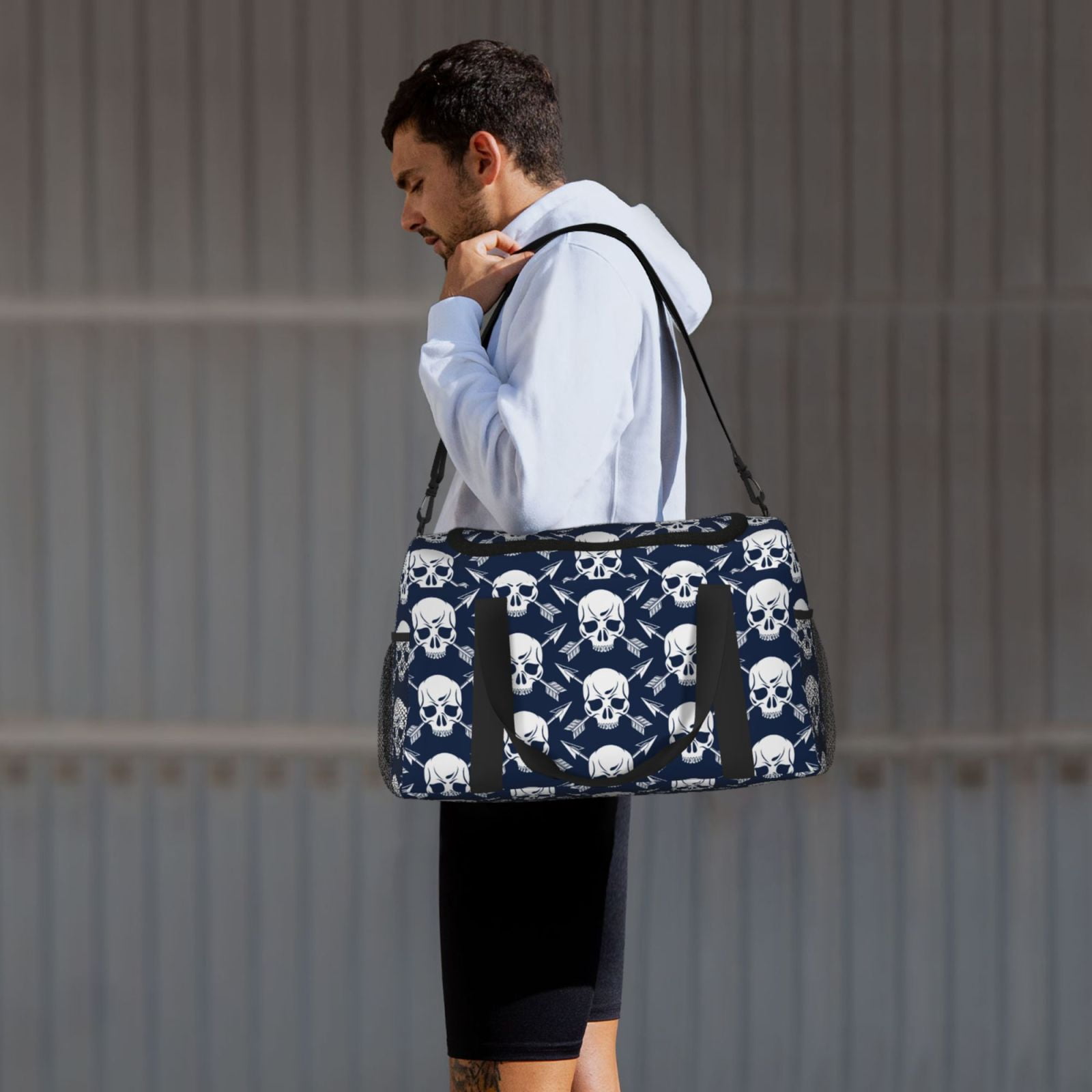 Fuzoiu white arrow Skull Print Travel Duffle Bag,Carry On Tote Bags,Duffel Bag,Sport Gym Bag, Hospital Bag for Labor and Delivery, Overnight Bag,Luggage Bag