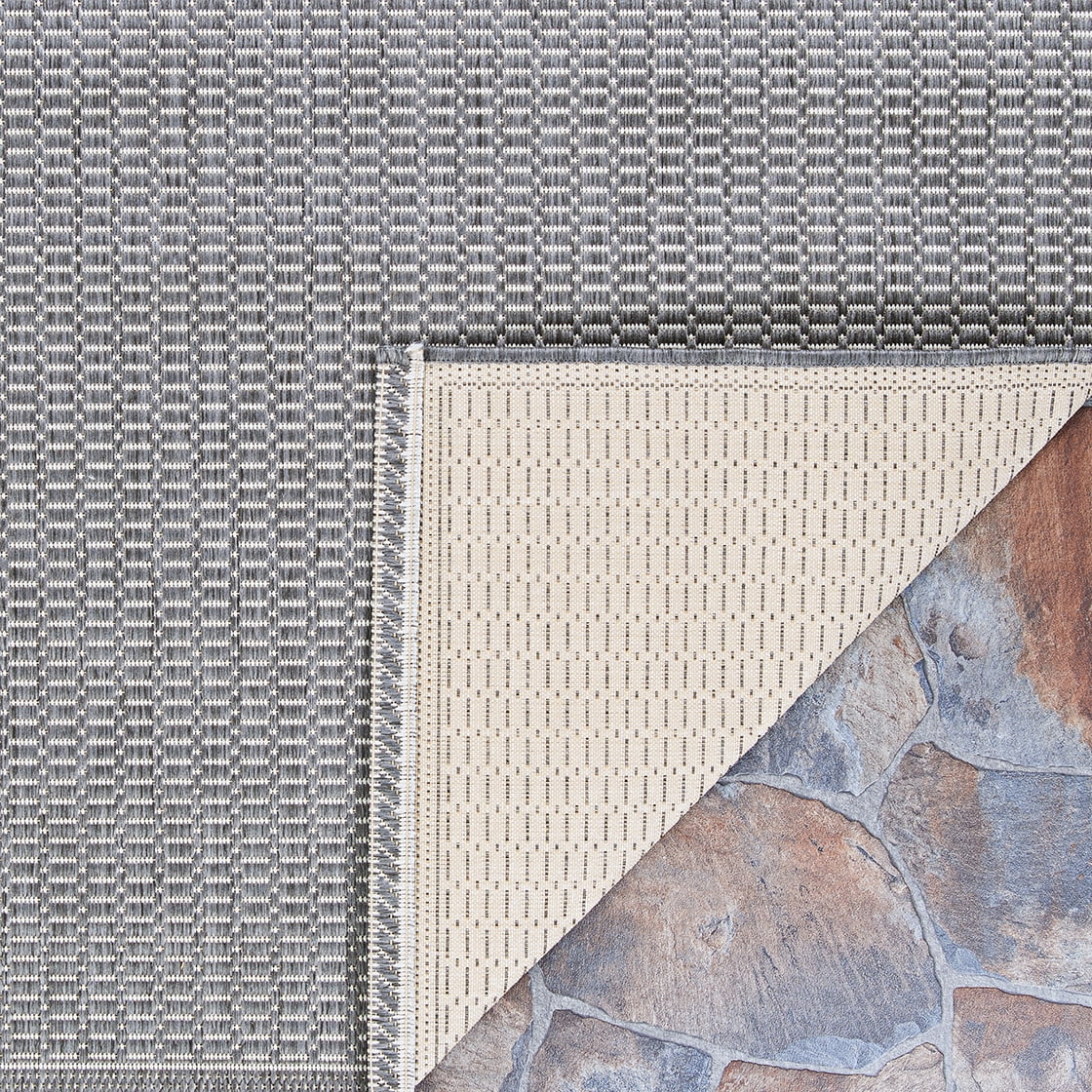 Couristan Recife Saddle Stitch 5'3" X 7'6" Silver- White Outdoor Rug