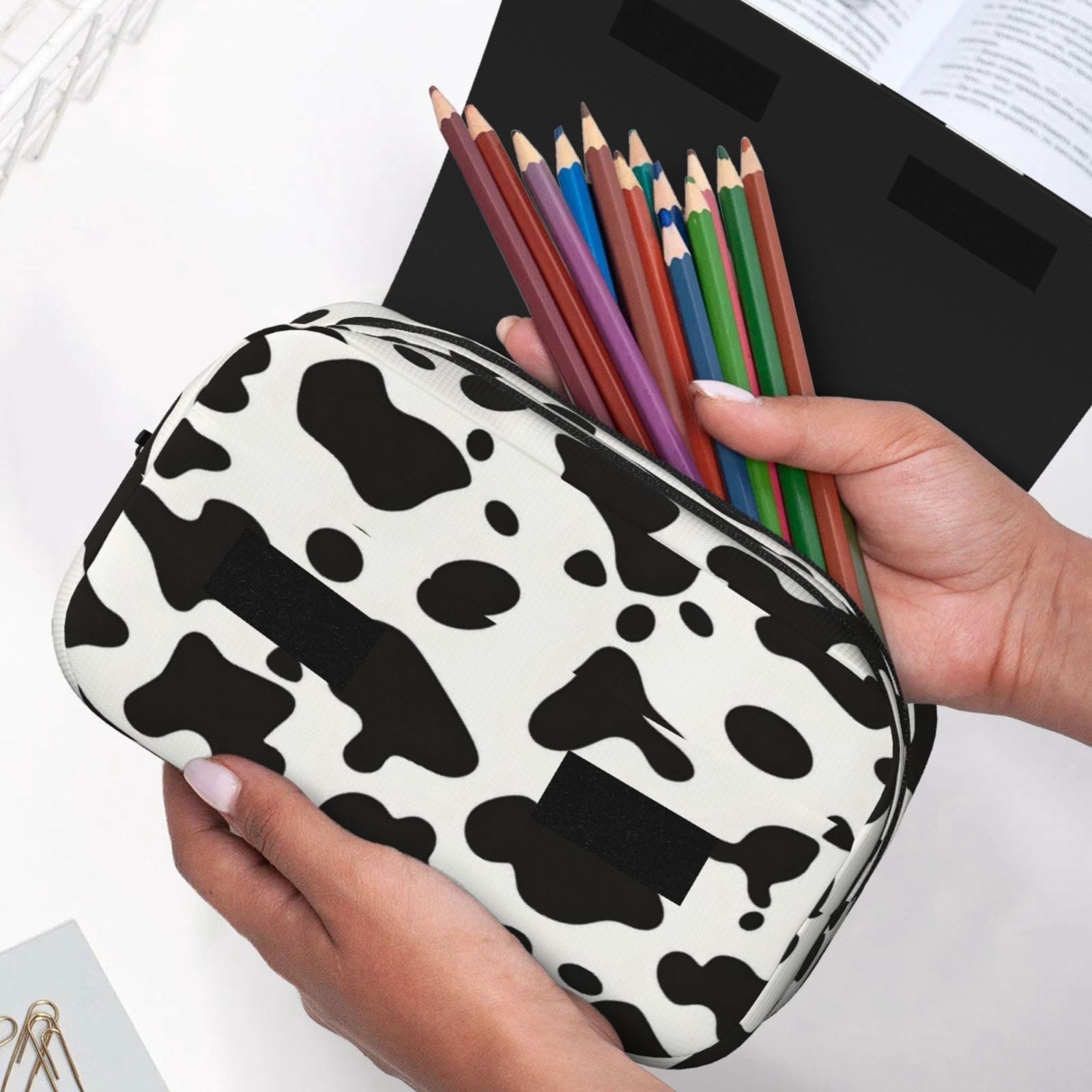 Large-Capacity Flip-Top Double-Layer Pencil Case, Multi-Functional Pocket Pen Case, Durable Stationery Organizer Simple Cow Print Pattern, Vector Art Style_3