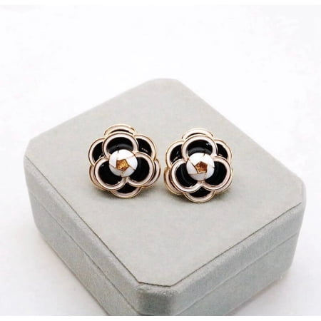 Clip on 1 gold black and white flower button style earrings
