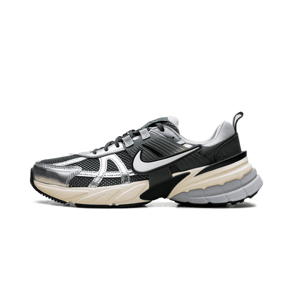 NIKE MENS V2K Run "Vintage Green" HJ4497 300 from Stadium Goods