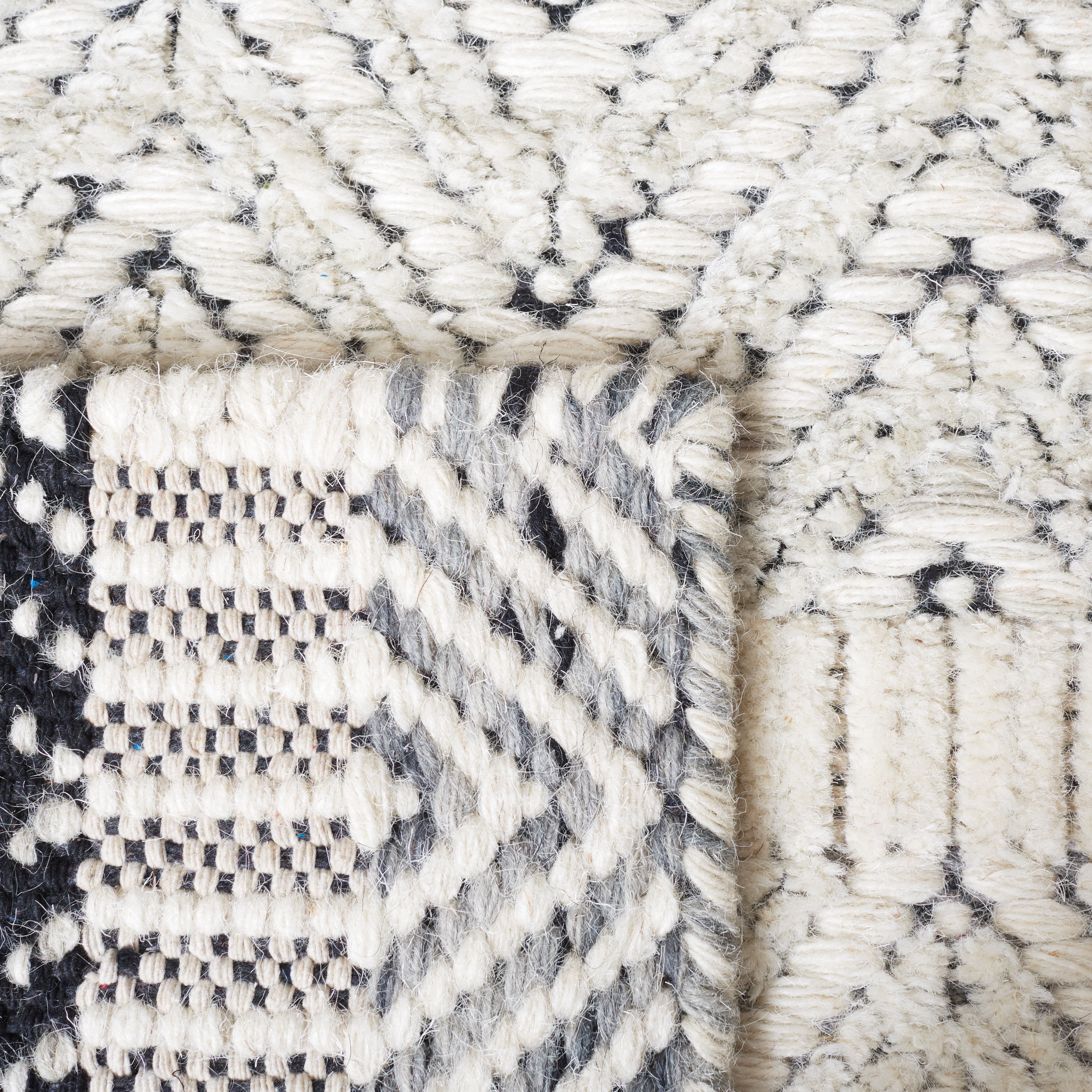 SAFAVIEH Martha Stewart Striped Area Rug, Ivory/Grey, 8' x 10'