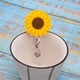 thumbnail image 4 of Fiudx Porta Credencial de Girasol, Divertida Decoración para Uniformes, Clip Retráctil, Correa Resistente, Mecanismo de Acero Inoxidable, Ideal para Enfermeras, Profesores y Voluntarios, Cable de 61, 4 of 6