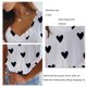 thumbnail image 1 of Blusa sin mangas con estampado de patrón en forma de corazón y cuello en V para mujer, blusa informal de moda sin mangas con volantes, 1 of 6