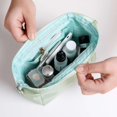 thumbnail image 2 of Bolsa de cosméticos impermeable, bolsa de viaje portátil para artículos de tocador y maquillaje, bolsa de almacenamiento multifuncional, 2 of 3