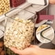 thumbnail image 5 of Recipiente de almacenamiento de alimentos secos de cereal grande Contenedor de plástico Tapa hermética Apto para cereales, harina, azúcar, café, arroz Cuadrado 800ml Baoblaze Contenedor de almacenamiento de cereales, 5 of 8