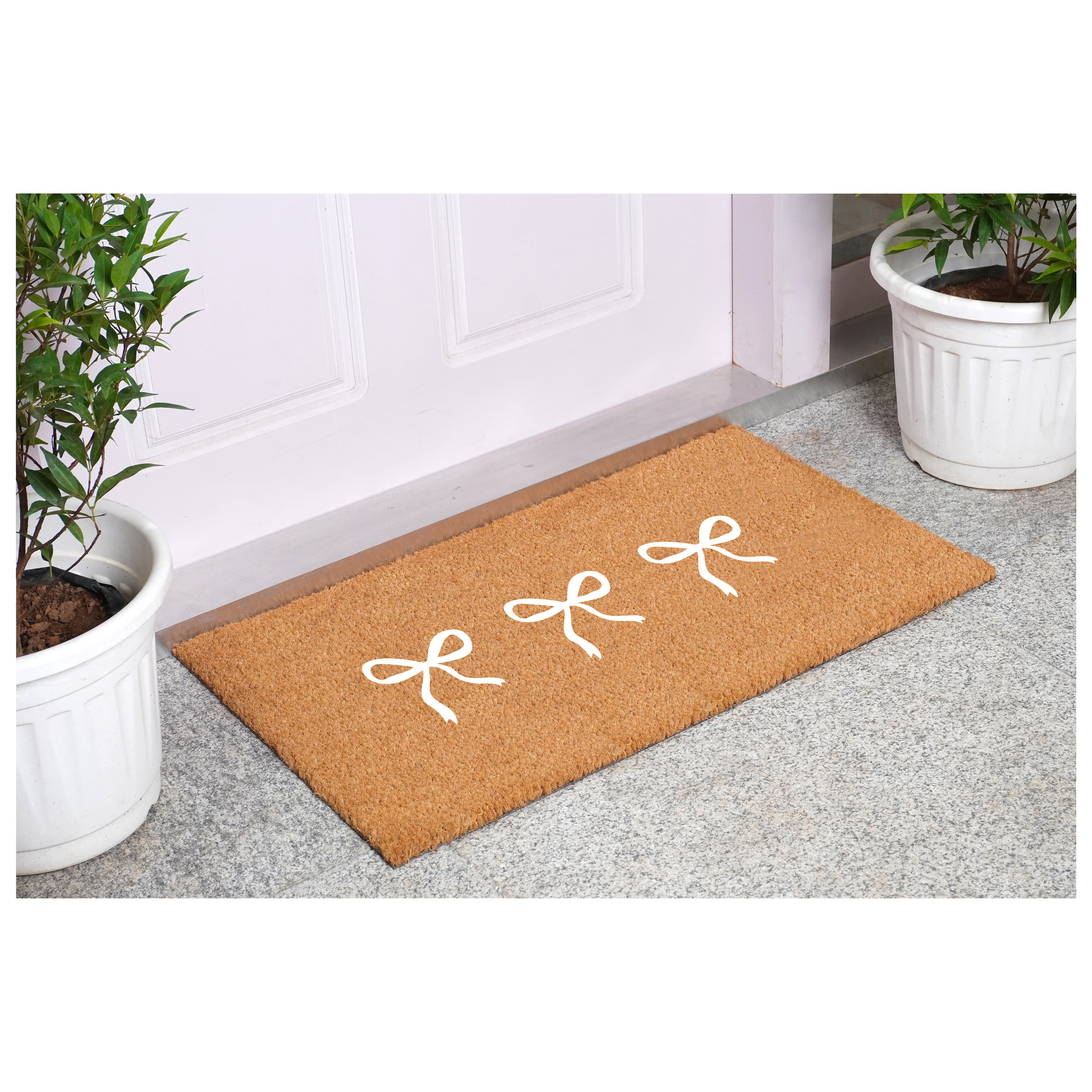 Calloway Mills 114922436 Bow Trio Doormat 24" x 36",White