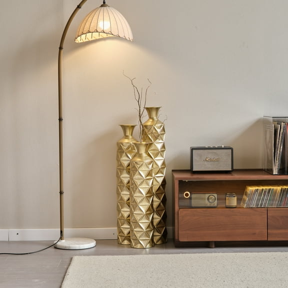 Hearthora 3-Piece Gold Metal Decorative Floor Vase Set – Embossed 3D Triangle Pattern Tall Vases for Living Room, Entryway & Home Décor