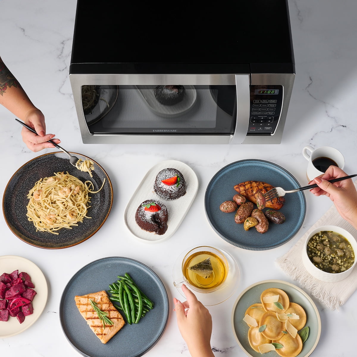 Farberware 1.3 cu ft Microwave Oven, 1100W Compact Microwave Oven with Smart Sensor, Stainless Steel