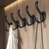 Paquete de 5 ganchos adhesivos de pared - Organizadores de armario y baño sin taladro, negro/blanco/gris, capacidad de 15 kg, 10,3 x 5 x 4,5 cm, ahorran espacio para toallas, ropa y abrigos.